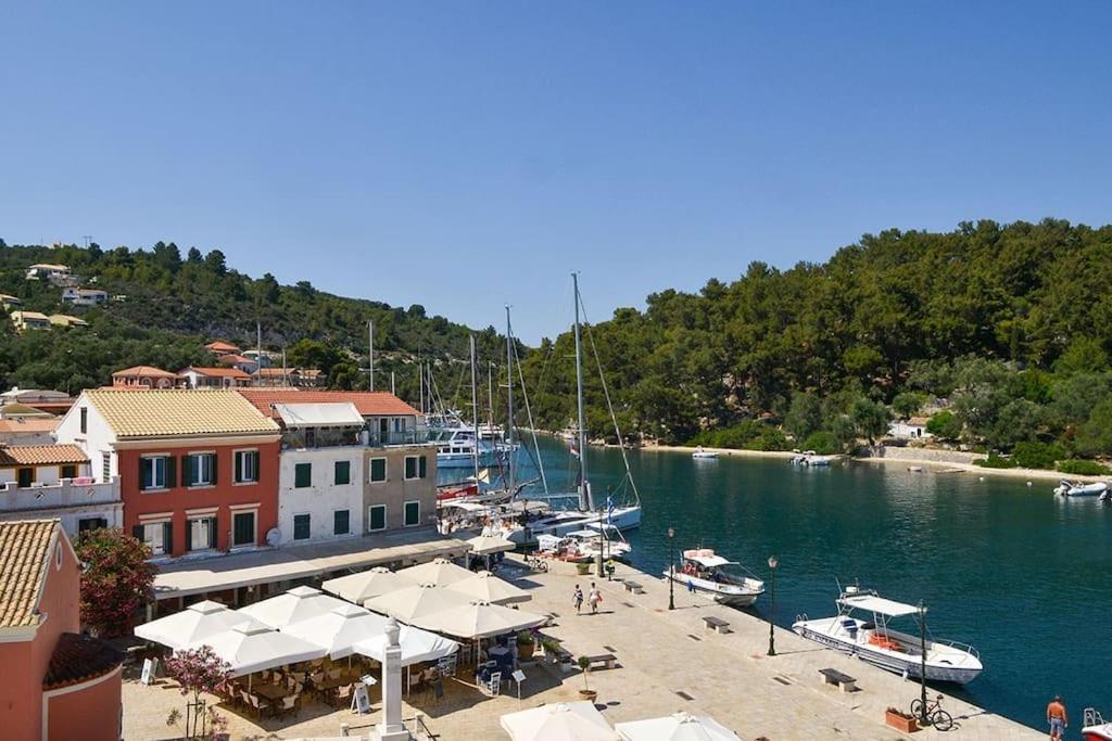 The Captain'S Bridge Gaios Bagian luar foto