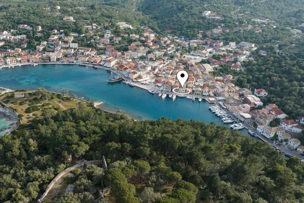 The Captain'S Bridge Gaios Bagian luar foto